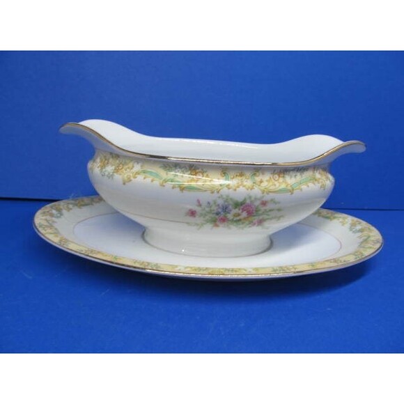 Noritake 587 Gramatan Gravy Boat With Attached Underplate In Very Good Condition - Picture 11 of 12